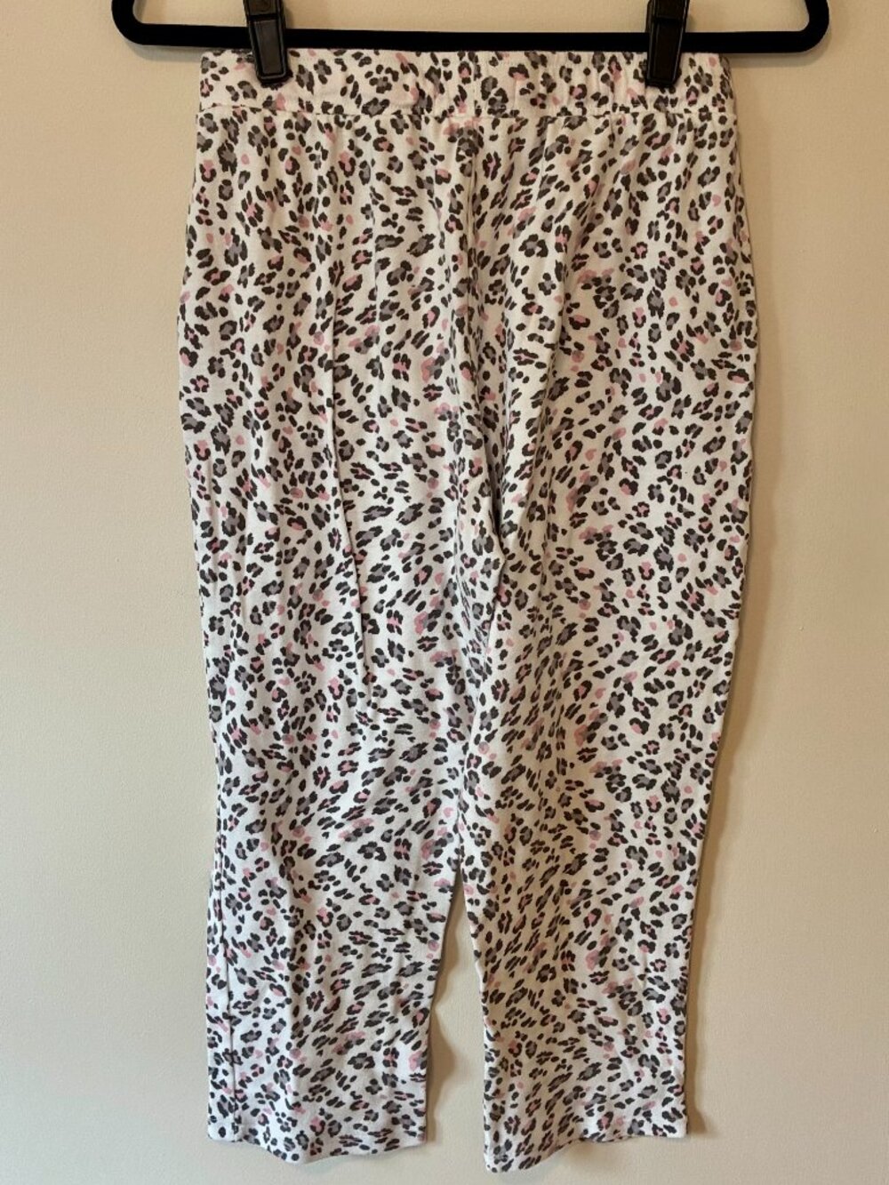 Karen Neuburger Sz Small | White and Pink Leopard Print Pajama Top + Pants Set - Picture 8 of 15